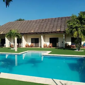 higala-resort.hotelspanglao.com/